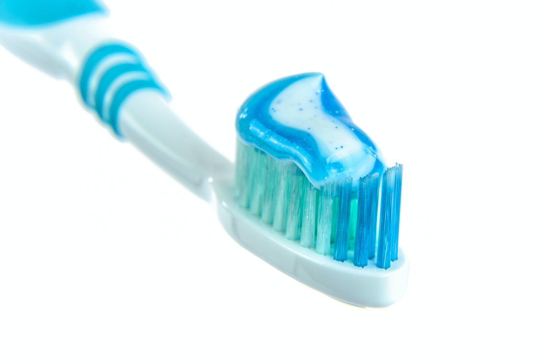 What Does Fluoride Toothpaste Do? Good Living Advice